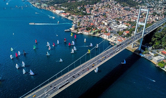 İstanbul Boğazı, İBB’nin katkılarıyla düzenlenen 23. Bosphorus Cup’a ev sahipliği yaptı.