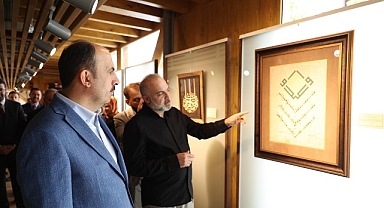 Başkan Altay Meydan Evleri’nde Sergileri ve Esnafları Ziyaret Etti