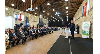 Başkan Tugay: Geleceği bekleyen değil, geleceği planlayan ve inşa eden bir şehir olmak zorundayız